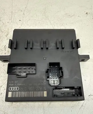 Audi A4 S4 B7 8E 8H Comfort/convenience module 8E0907279N 03082007
