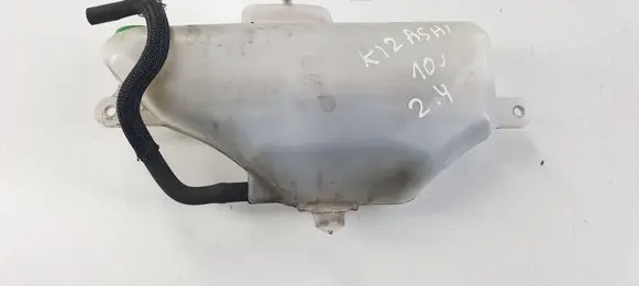Suzuki Kizashi Coolant expansion tank/reservoir 