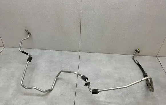 Air conditioning (A/C) pipe/hose