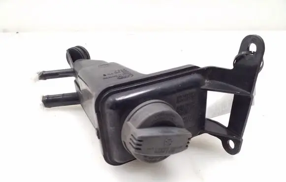 Audi A4 S4 B7 8E 8H Power steering fluid tank/reservoir 8E0422373B