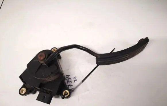 Renault Megane II Accelerator throttle pedal 8200153268