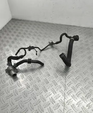 Engine coolant pipe/hose