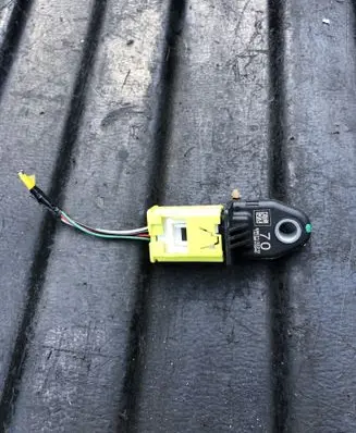 Toyota Corolla E210 E21 Airbag deployment crash/impact sensor 8983102310