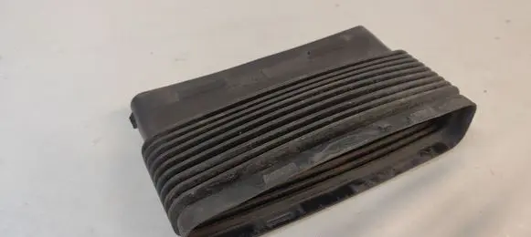 Audi Q7 4M Air intake duct part 4M0129510D