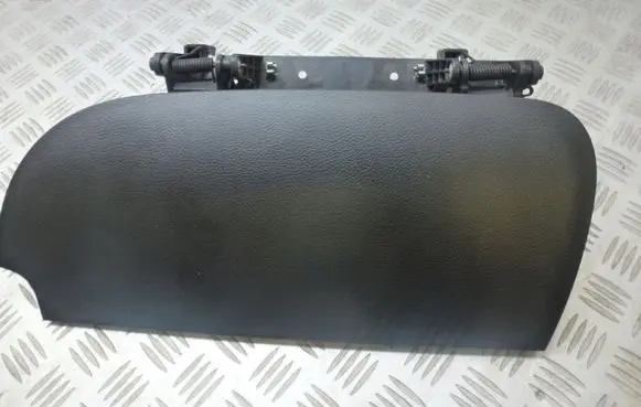 Chrysler Grand Voyager V Glove box