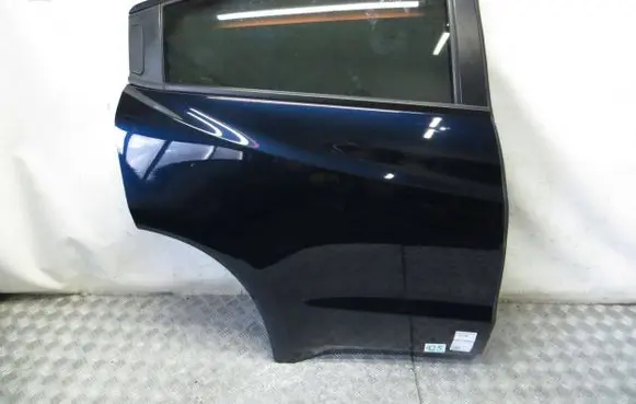 Honda HR-V Rear door