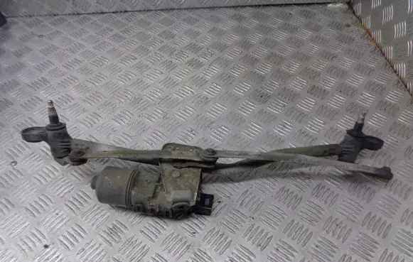 Mazda 3 I Front wiper linkage and motor 4M51-17508-AA
