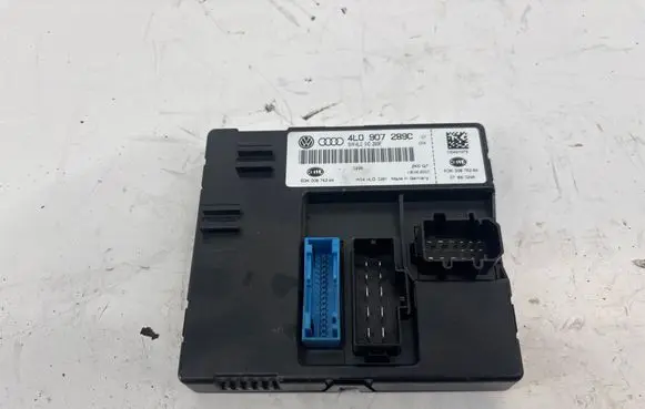 Audi Q7 4L Comfort/convenience module 4L0907289C 4L0910289F 5DK00876284