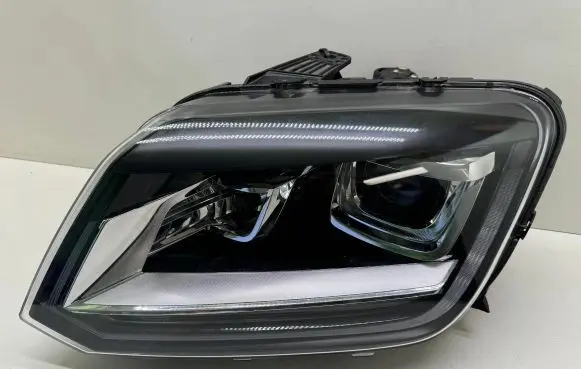 Volkswagen Amarok Headlight/headlamp 2H1941015AF 90062211 900622110JPS