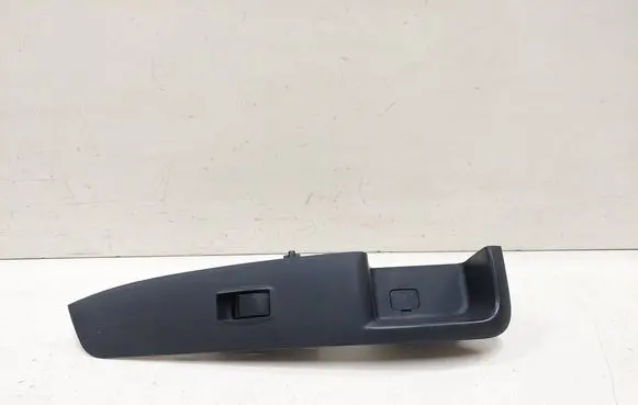 Mitsubishi Outlander Electric window control switch 8608A182 7221A562ZZ