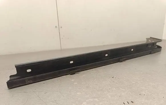 Seat Alhambra (Mk2) Sliding door upper top rail 7N0843872E