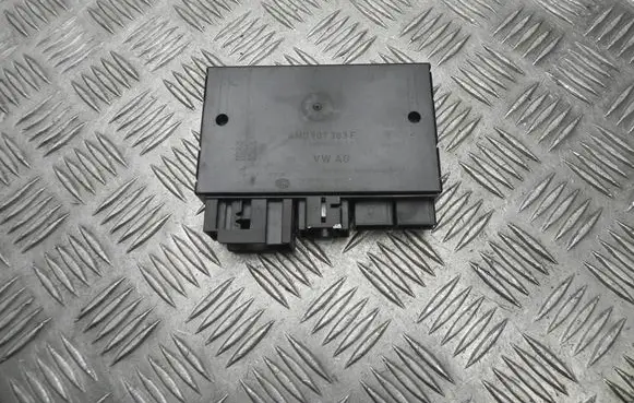 Audi A5 8T 8F Tow bar trailer control unit/module 4M0907383F