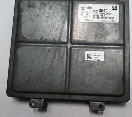 Opel Zafira C Engine control unit/module 55500844