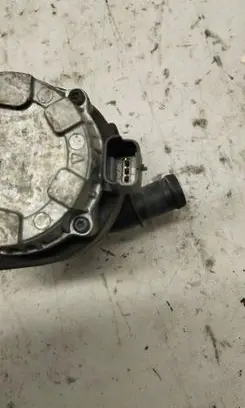 Renault Kangoo III Electric auxiliary coolant/water pump 210108197R 20210820