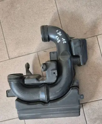 Intake resonator