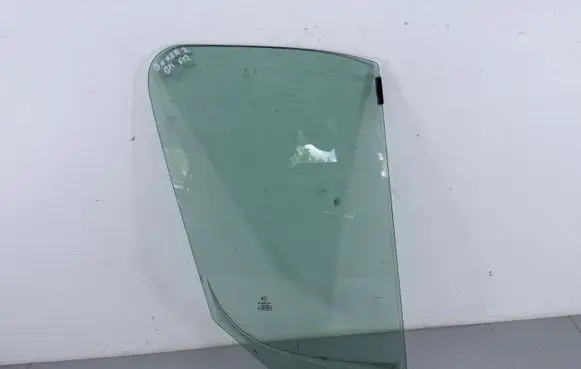 Peugeot Boxer Front door window glass four-door 43R001582