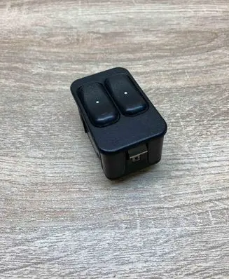 Opel Zafira A Electric window control switch 90561088 13363201