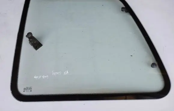 Volkswagen Caddy Rear side window 43R000016 6K9847511