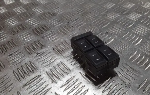 Ford Mondeo Mk III Electric window control switch 3S7T14A132BA