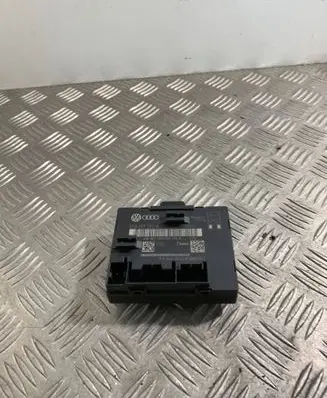Audi A6 Allroad C6 Door control unit/module 4F0959795M 8K0959795B