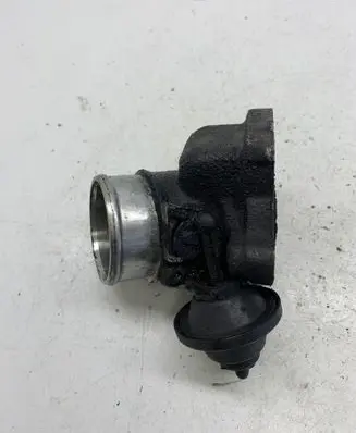 Audi A4 S4 B5 8D Throttle valve 8D0145950B