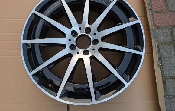 Mercedes-Benz EQC R20 alloy rim 