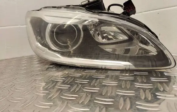 Volvo V60 Headlight/headlamp