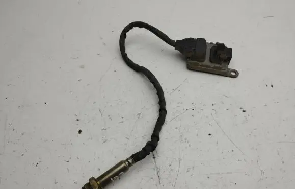 Mercedes-Benz E W213 Lambda probe sensor A0009053009 NS11A