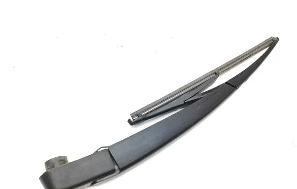 Rear wiper blade arm