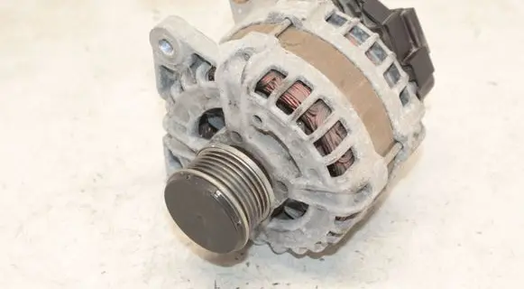 Nissan Qashqai Generator/alternator 231004EA0AF 231004EA0A