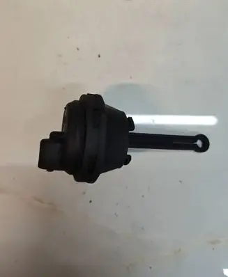 Volkswagen Touareg I EGR valve