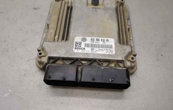 Volkswagen Caddy Engine control unit/module 03G906016HN 0281012272