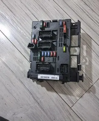 Peugeot 206+ BSM Control unit 9657608780