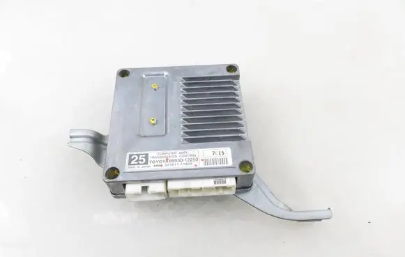 Toyota Auris 150 Gearbox control unit/module 32481111800 8953012250