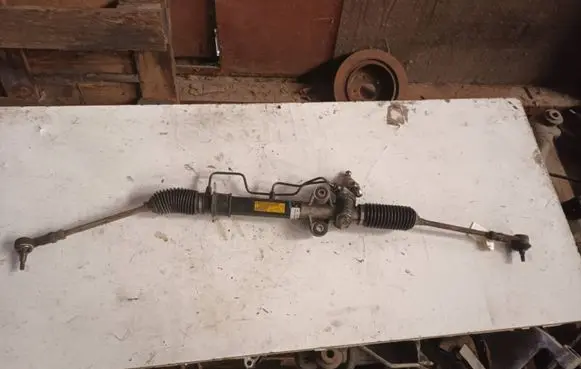 Hyundai Accent Steering rack 5770025510