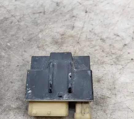 Peugeot Partner Coolant fan relay 9652021180