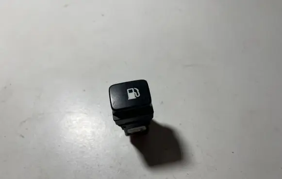 Citroen C4 I Picasso Fuel tank opening switch 96530658XT