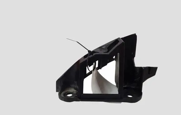 Citroen C5 Rear bumper mounting bracket 9681049780