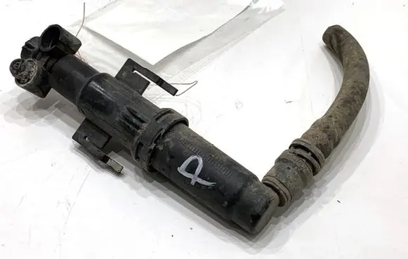 BMW 5 F10 F11 Headlight washer spray nozzle 7149886