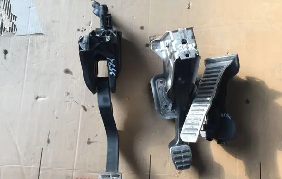 Volkswagen Scirocco Accelerator throttle pedal