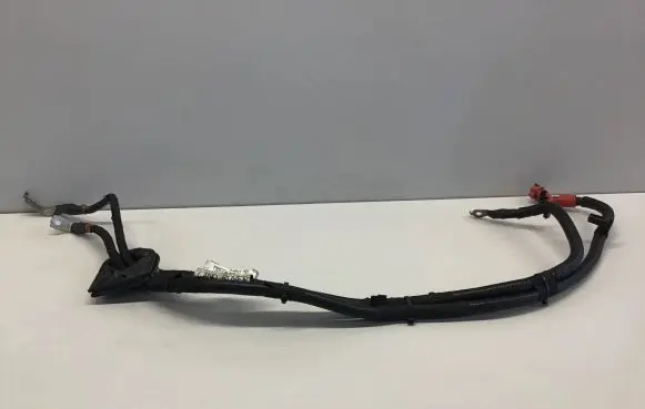 Land Rover Evoque II Positive cable (battery) M8D214N170