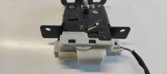 Renault Scenic II - Grand scenic II Tailgate/trunk/boot lock/catch/latch 8200076240E 225 020604
