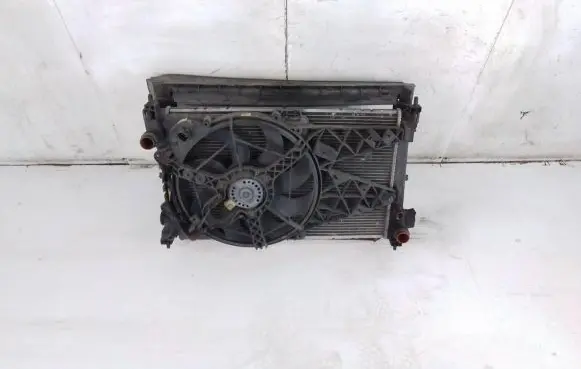 Opel Combo D Radiator set 895900000 518122080