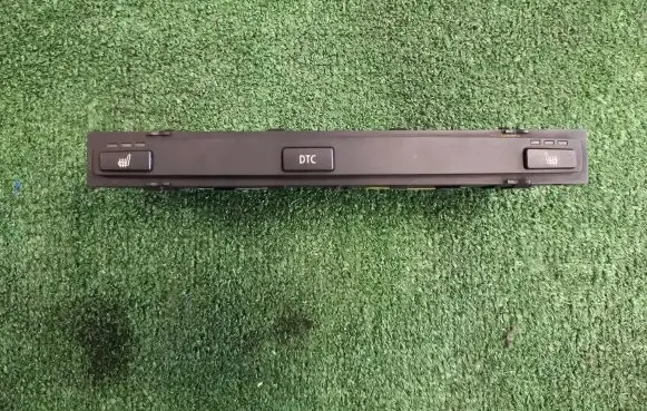 BMW 5 E60 E61 Seat heating switch 13580355