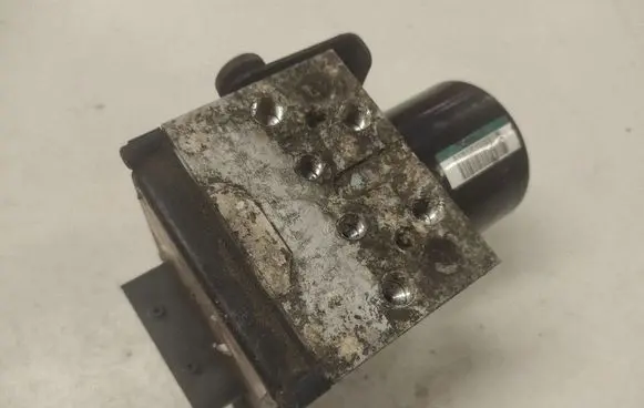 Peugeot 407 ABS Pump 15710601 15710501A S118676001L