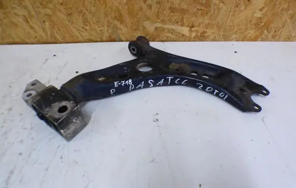 Volkswagen PASSAT CC Front control arm 5N0407152