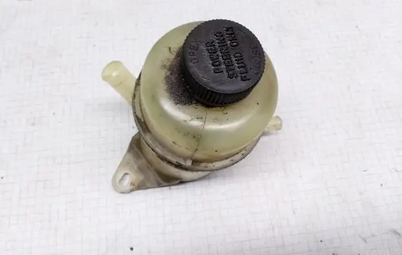 Mazda 626 Power steering fluid tank/reservoir