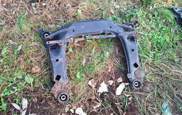 Audi A4 S4 B6 8E 8H Front subframe