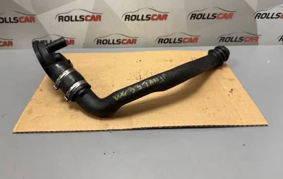 Volkswagen PASSAT B3 Breather/breather pipe/hose 028129101D