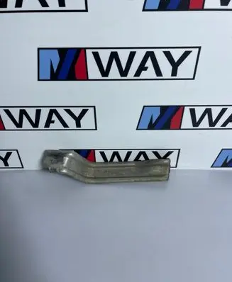 BMW 5 F10 F11 Heat shield in engine bay 